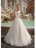 Ivory Sequined Lace Wedding Dress With Horsehair Hem